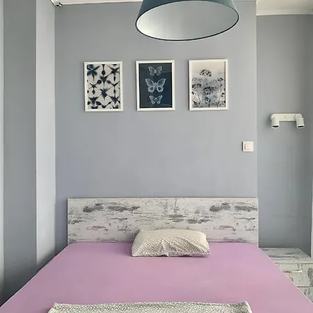 Blue Laguna Private Parking & 2 Bedrooms Apartment *